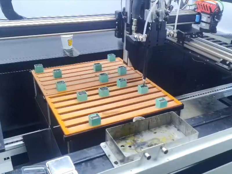 變壓器自動灌膠機